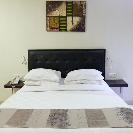 Atlantic Hotel Ambon Eksteriør billede
